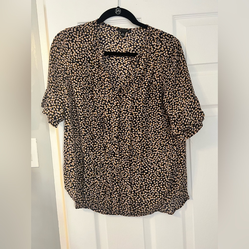 Ann Taylor multi colored short sleeve blouse